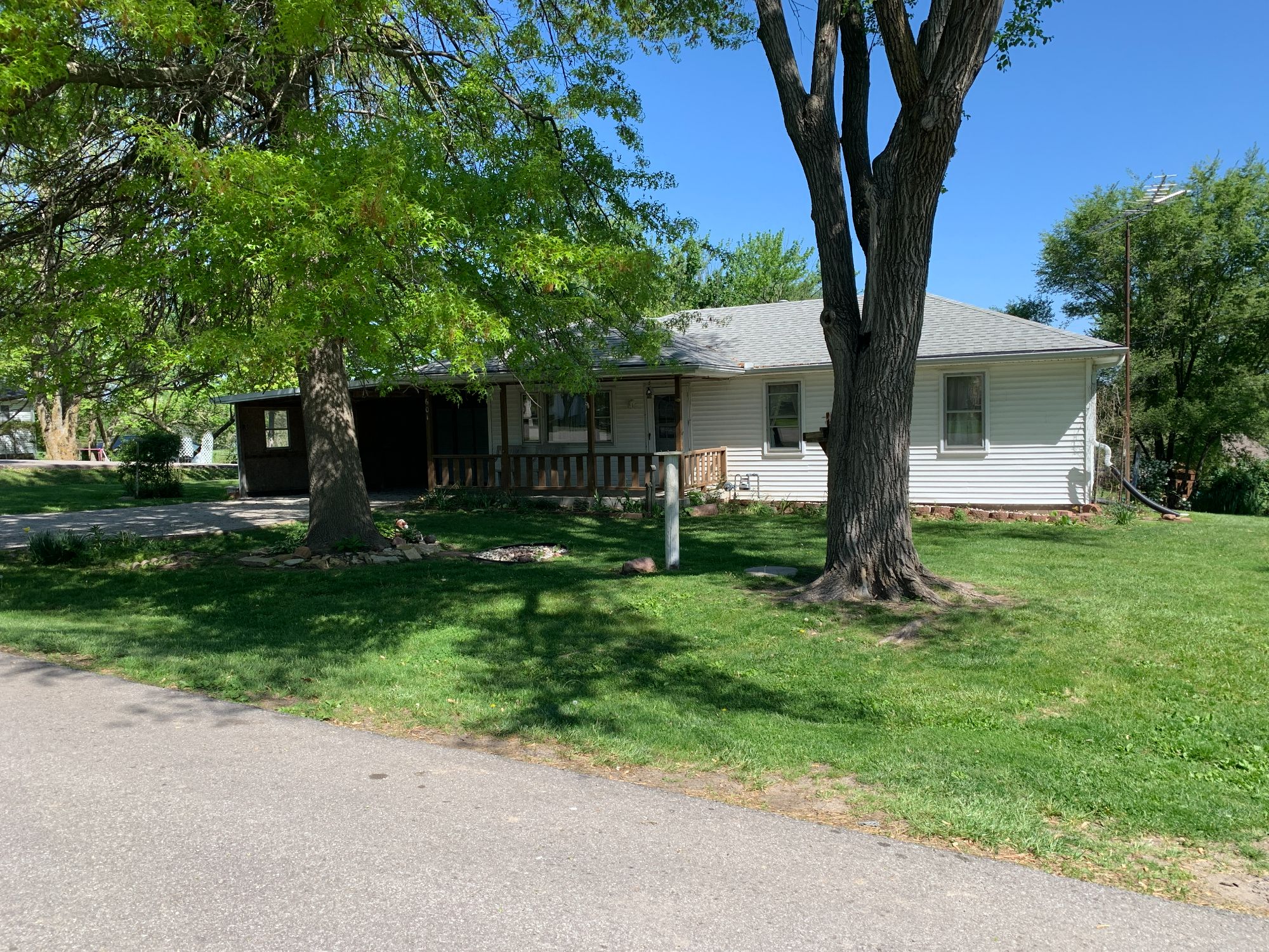 Lot image 8