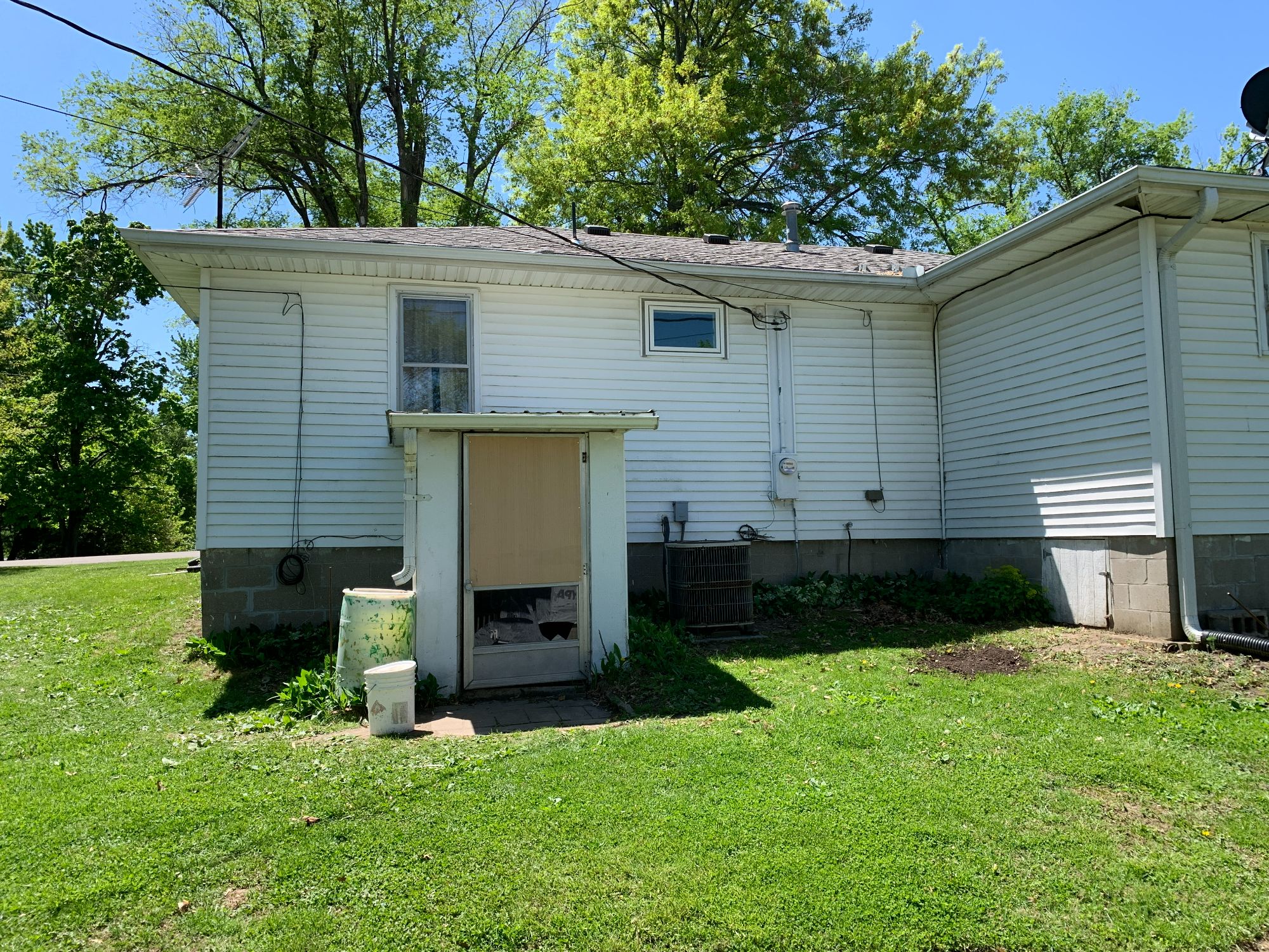 Lot image 72