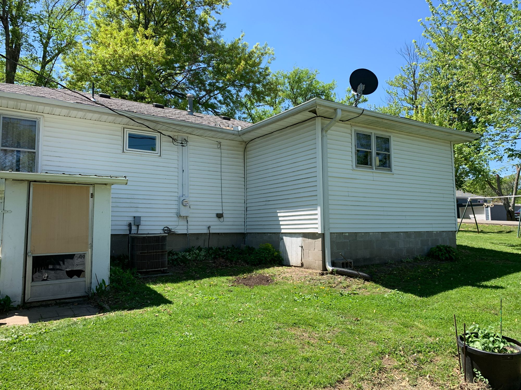 Lot image 73