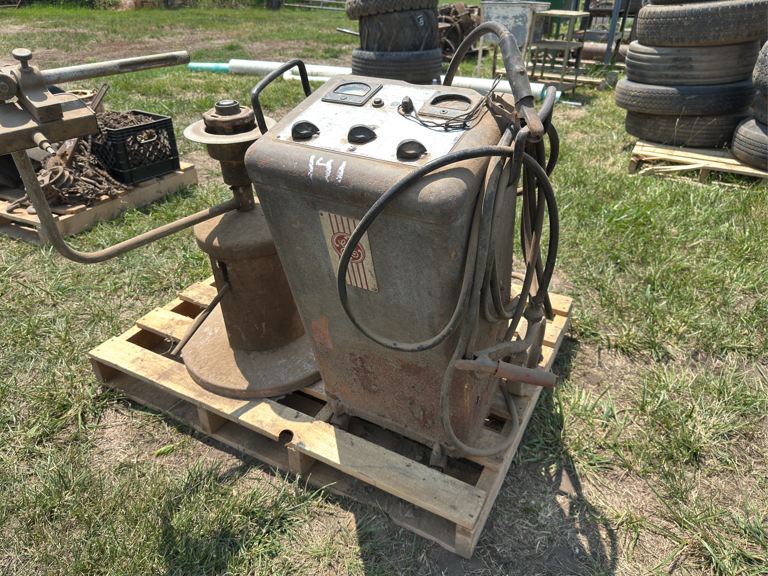 Lot image 4