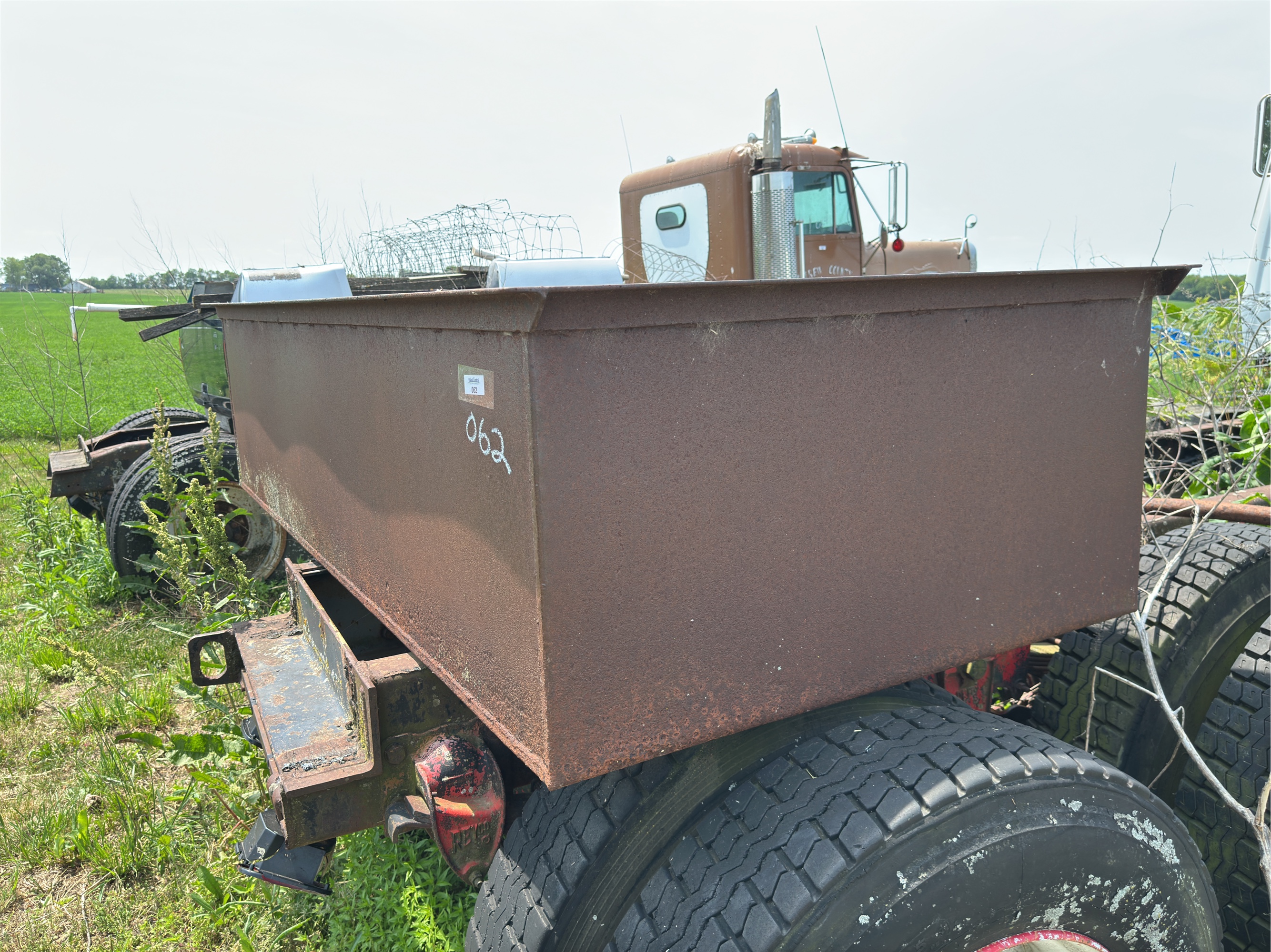 Lot image 3