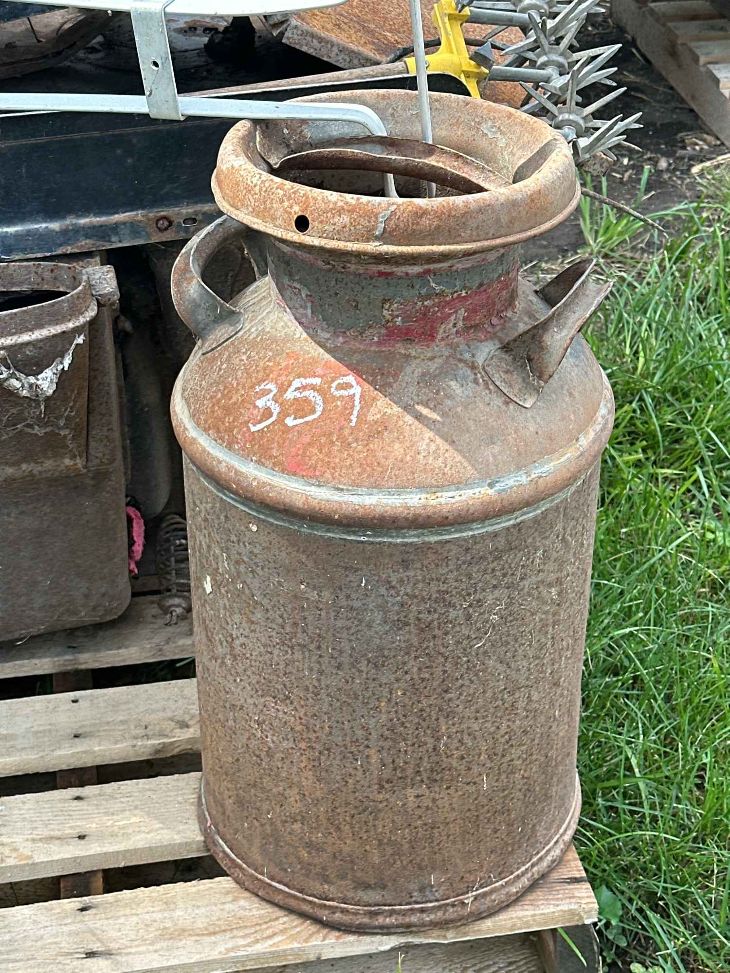 Lot image 2