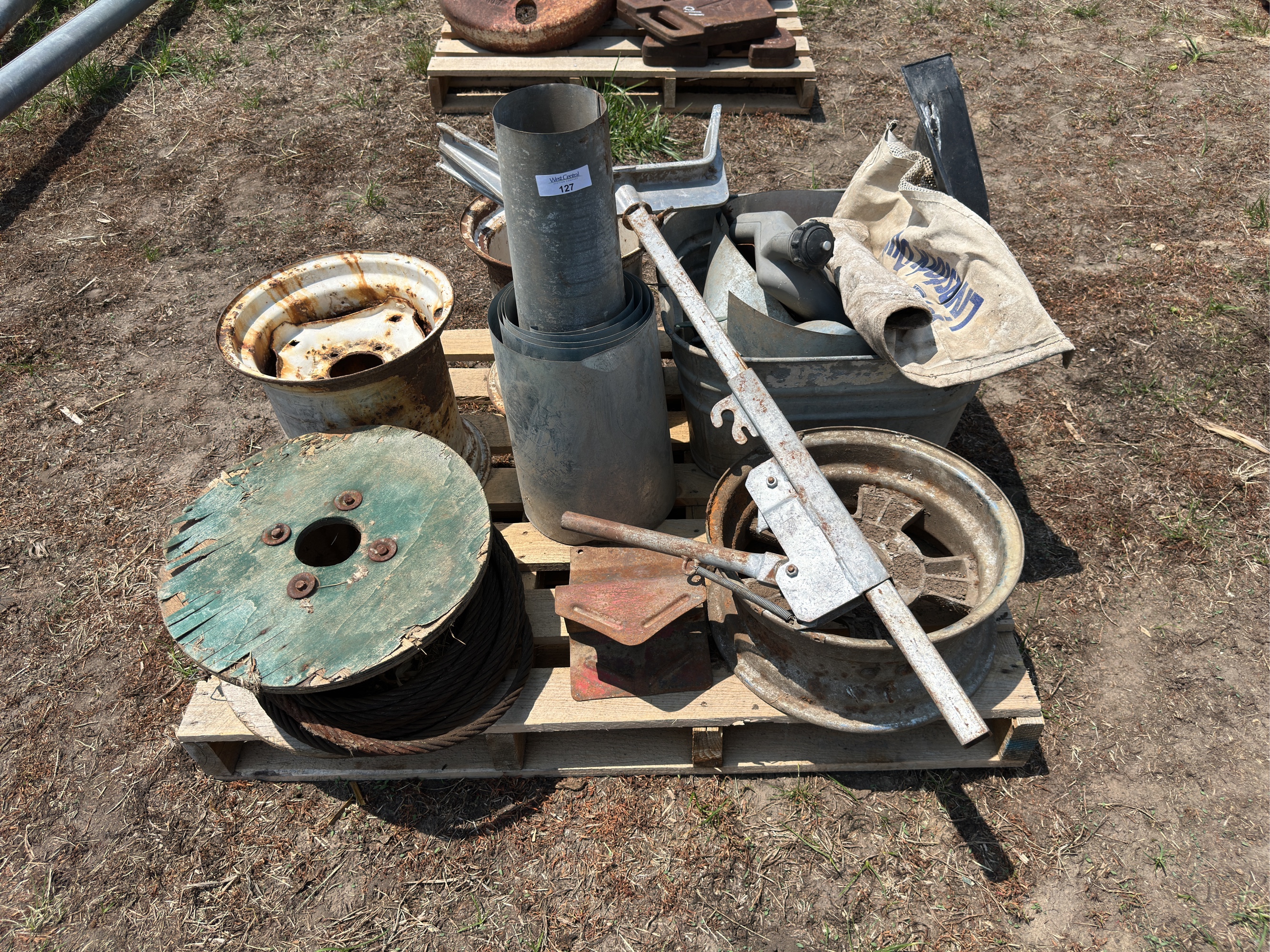 Lot image 4