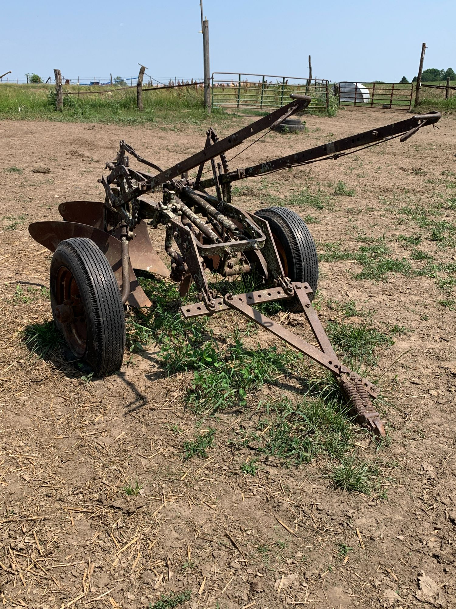 Lot image 3