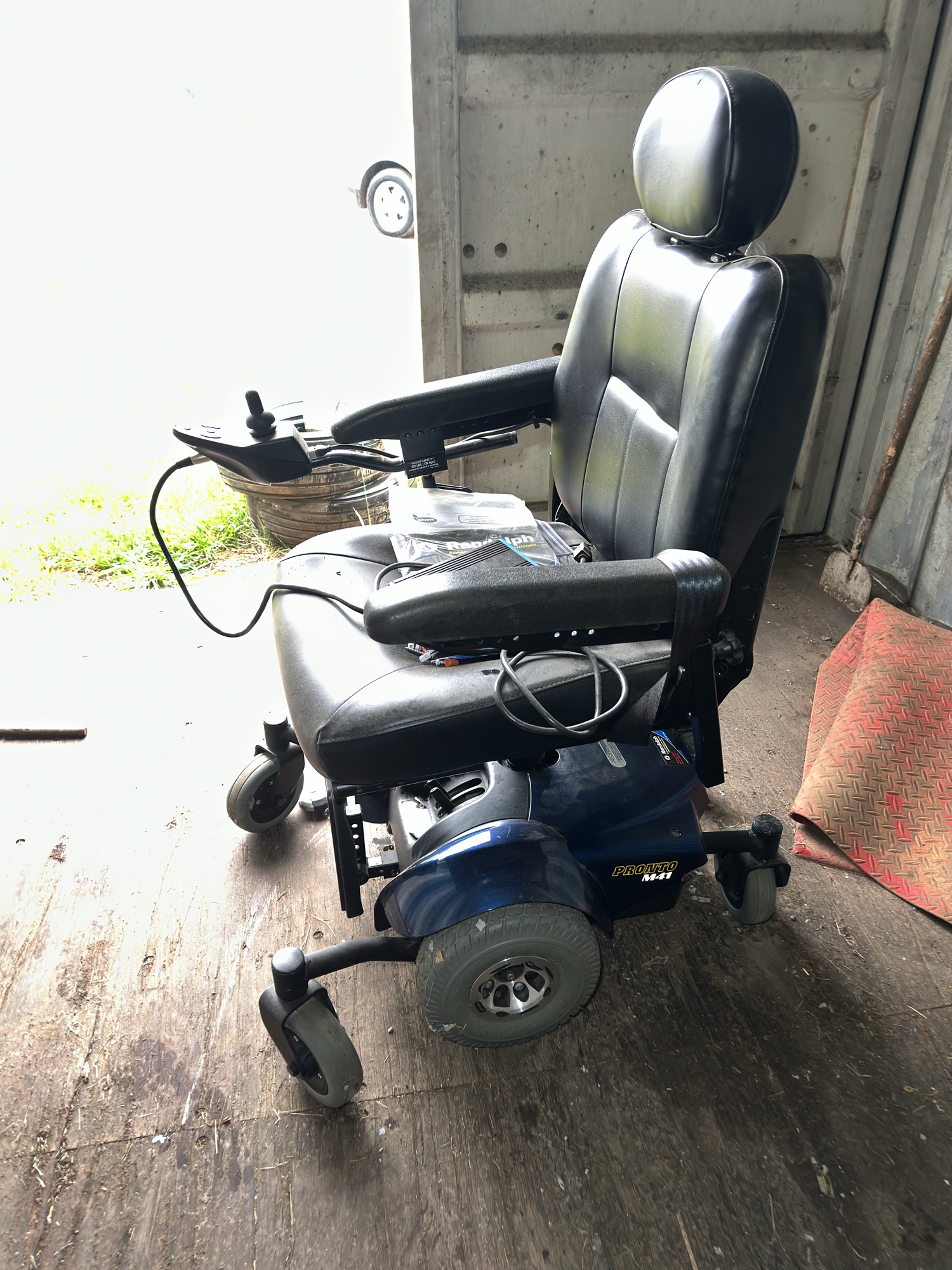Lot image 3
