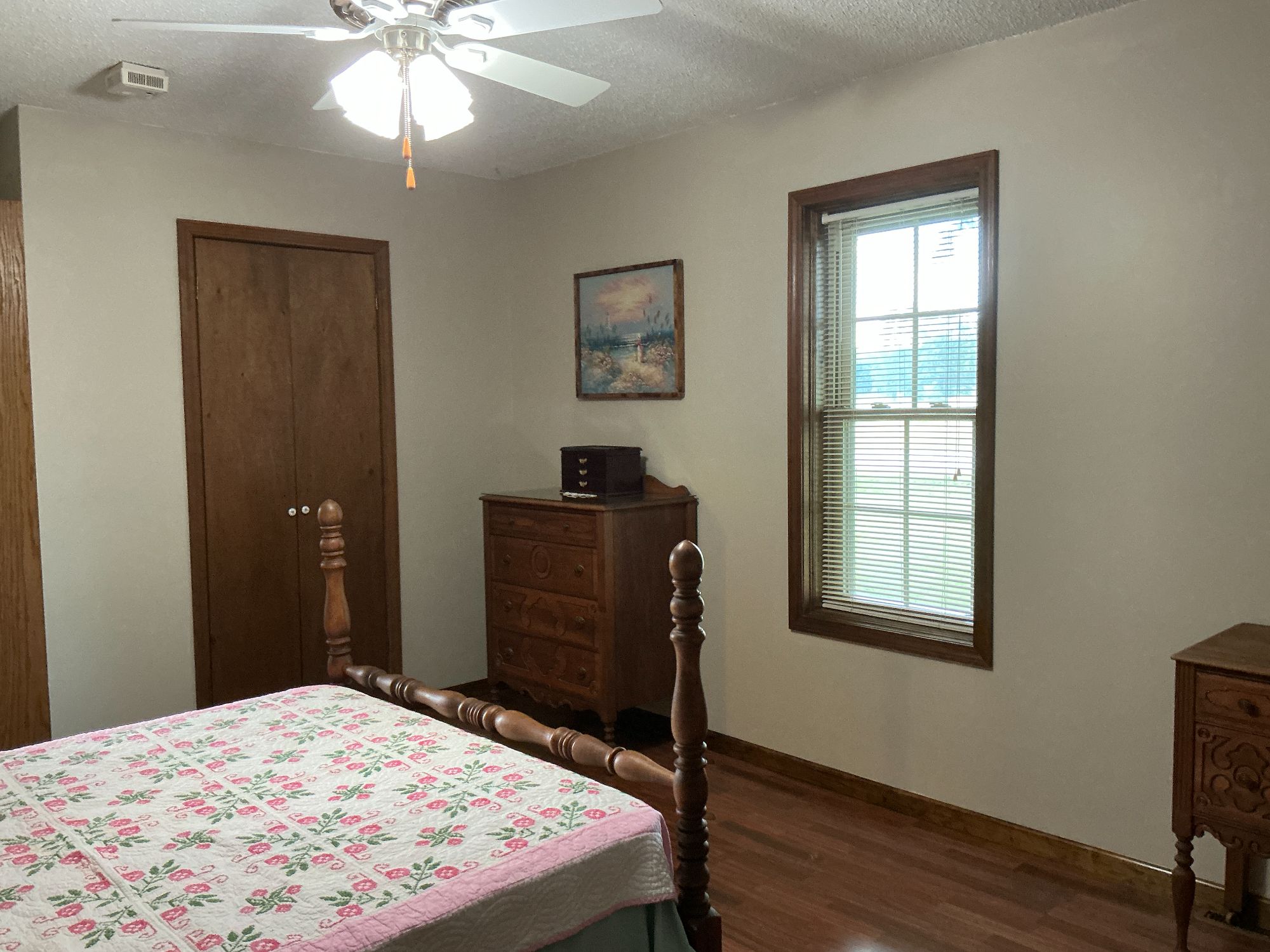 Lot image 83