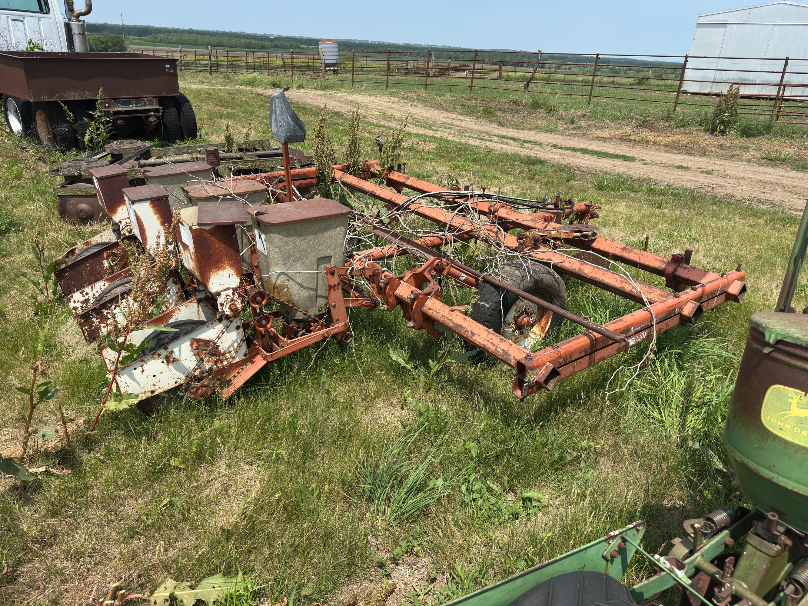 Lot image 8