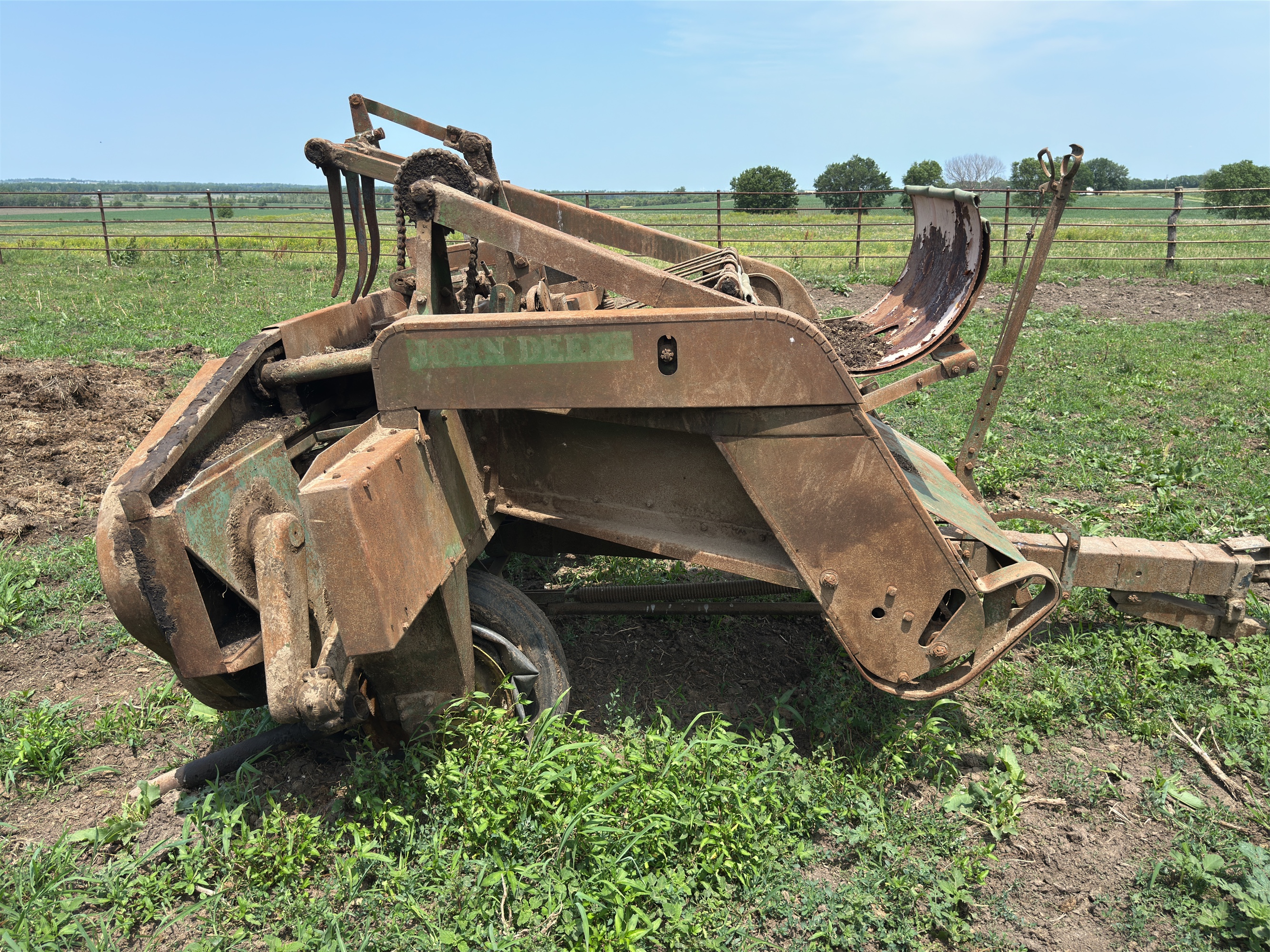 Lot image 3