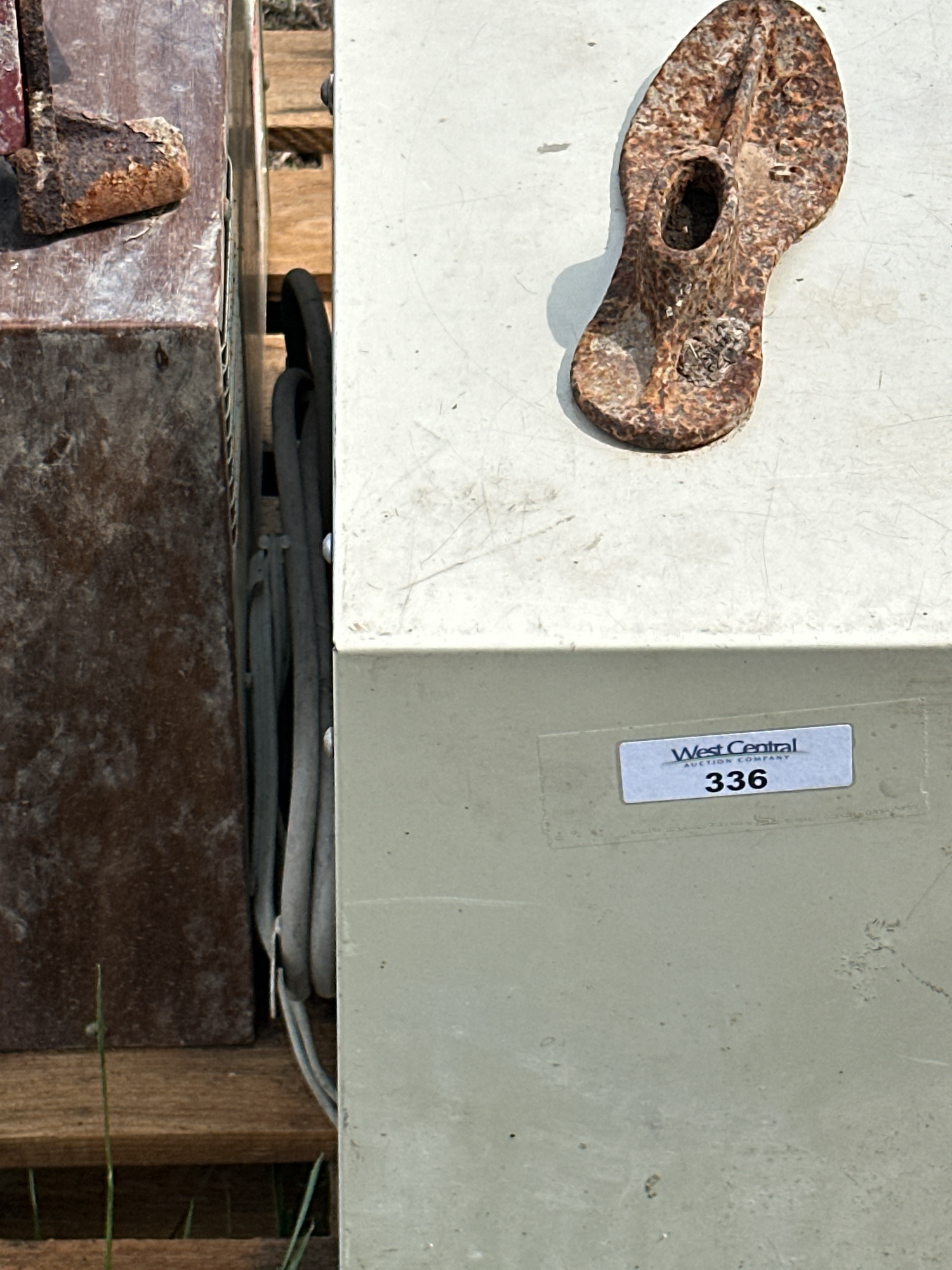 Lot image 13
