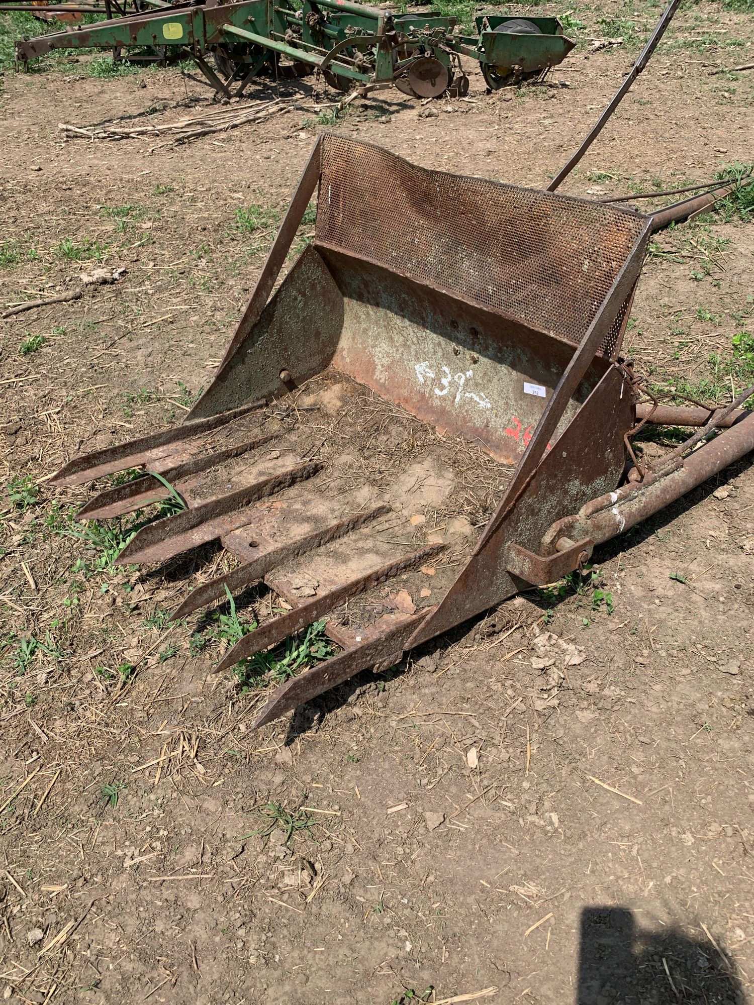 Lot image 3
