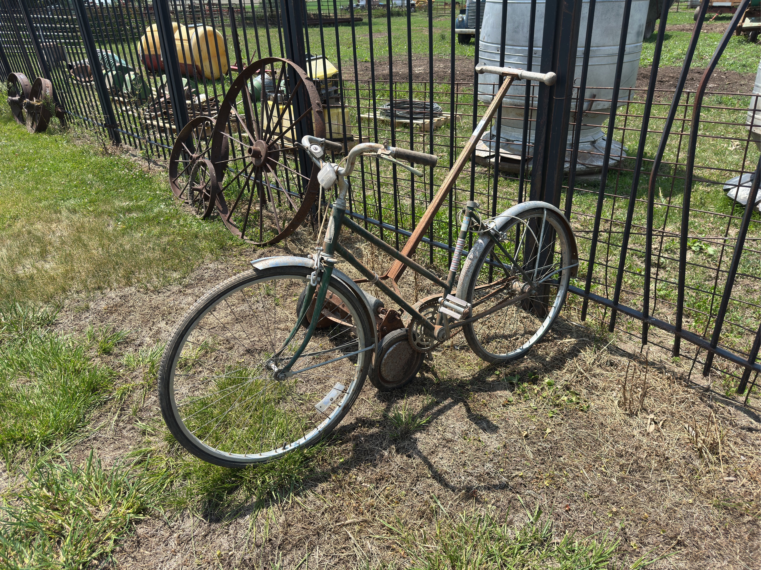 Lot image 3