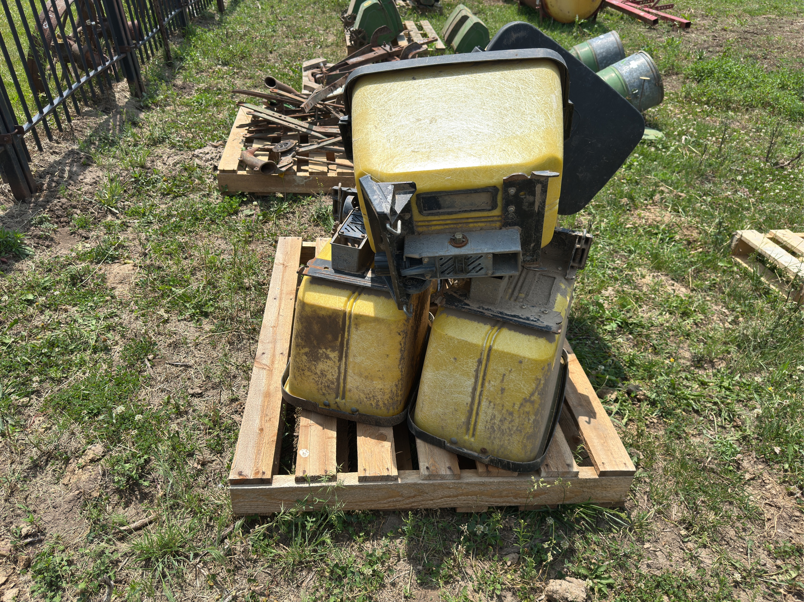 Lot image 4