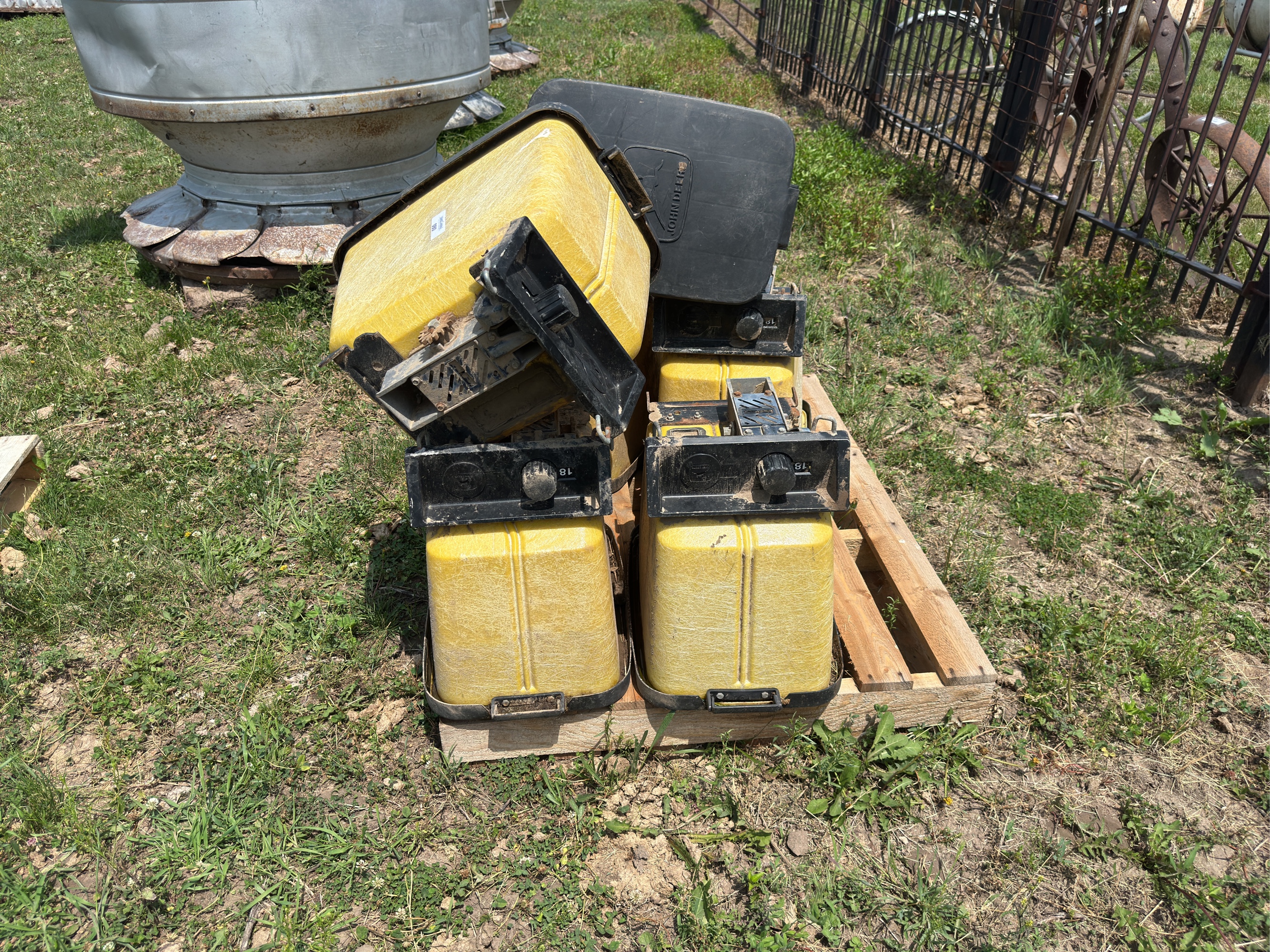 Lot image 1
