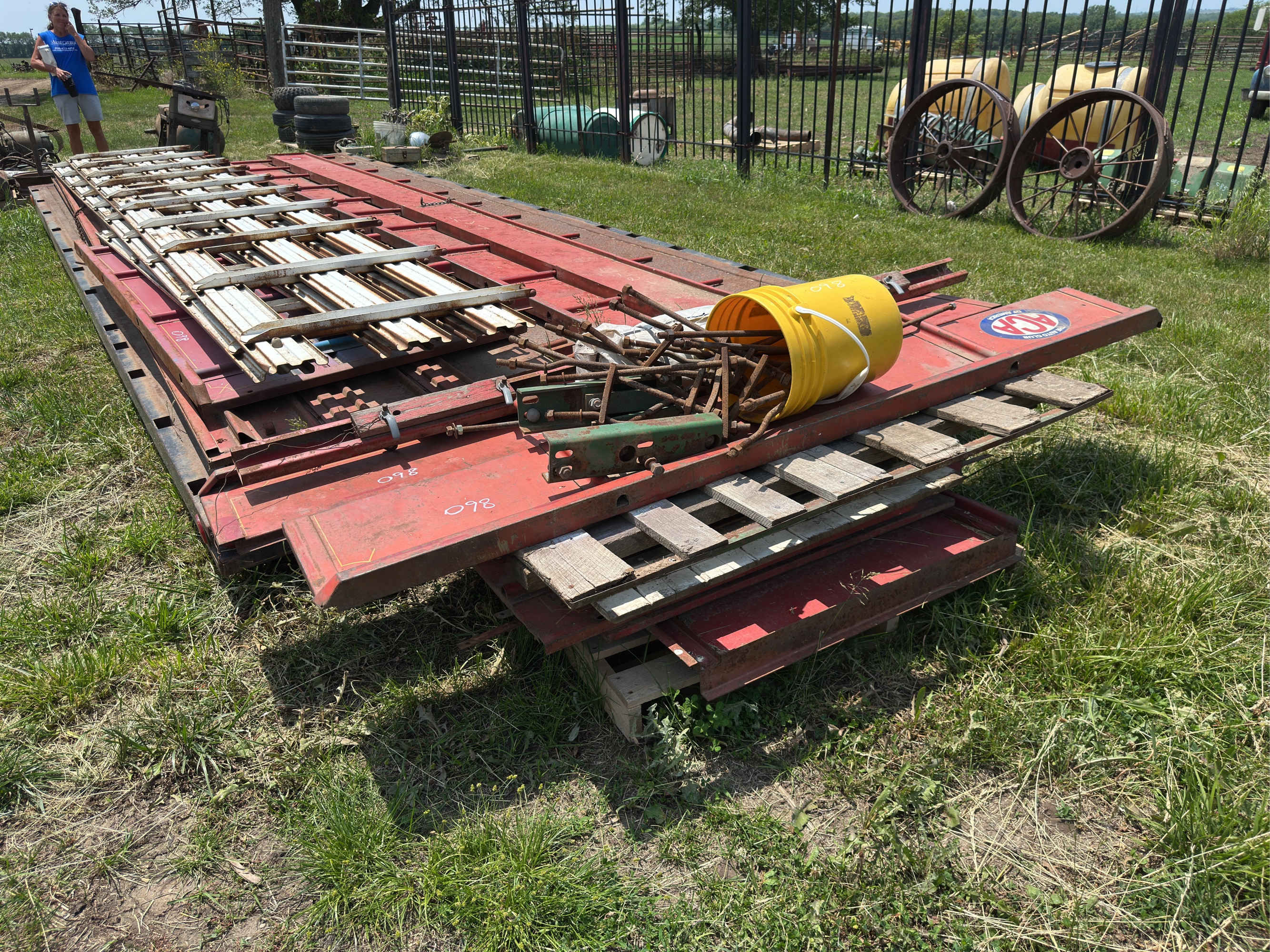 Lot image 4
