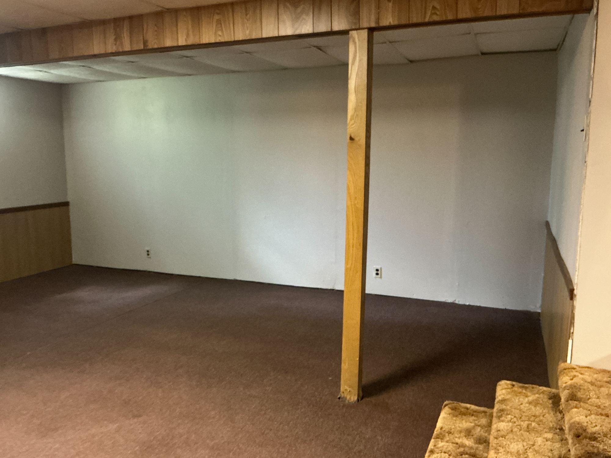 Lot image 105