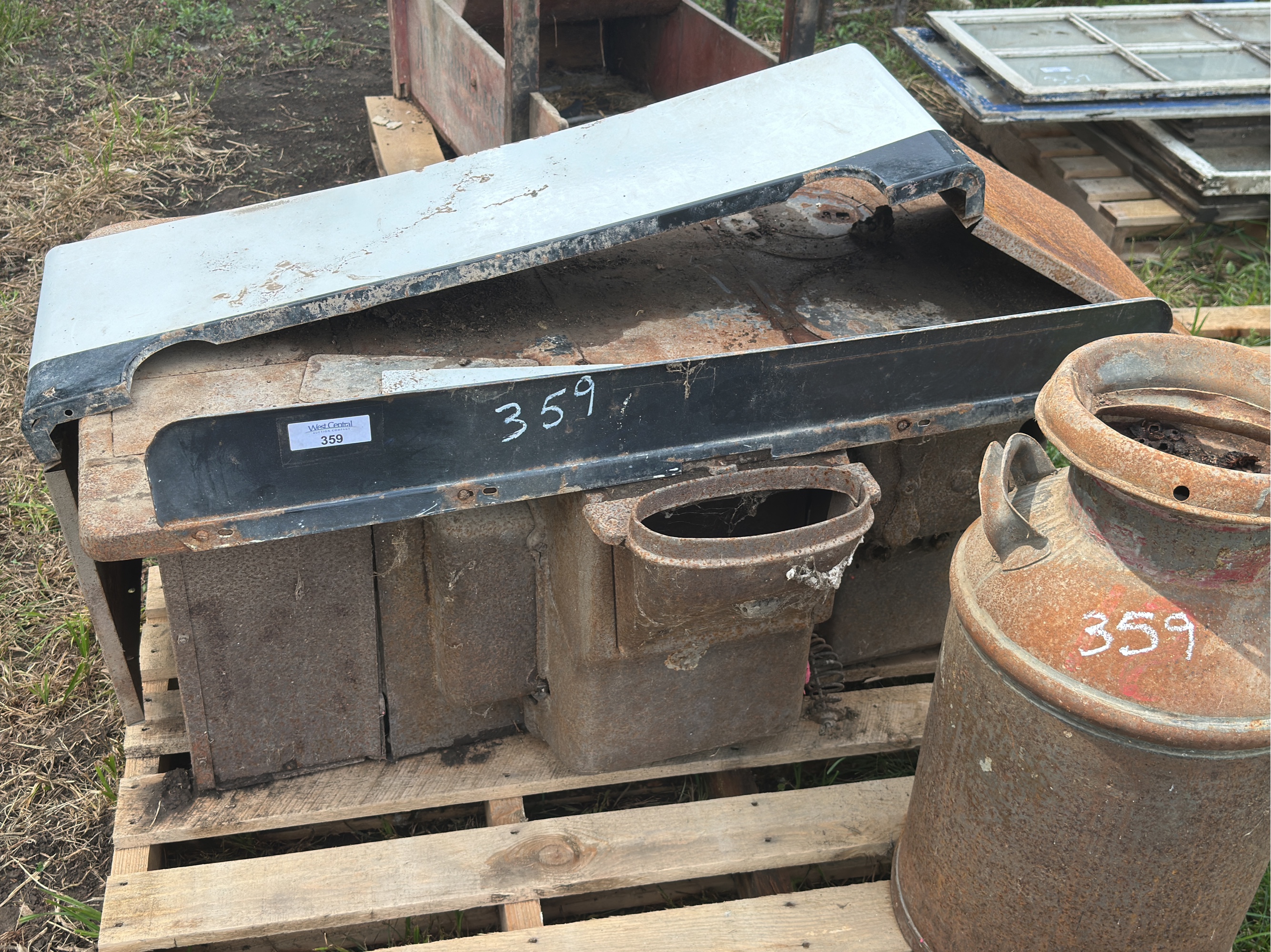 Lot image 9