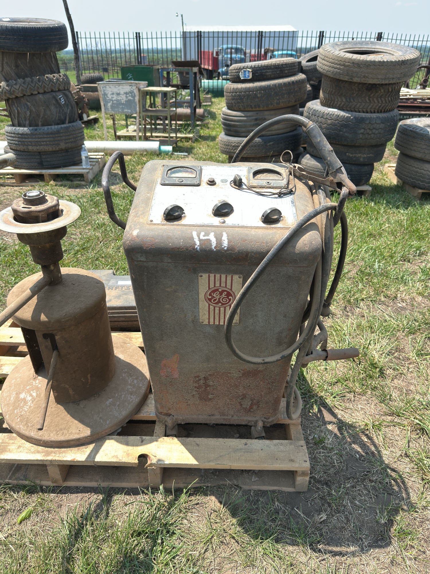 Lot image 3