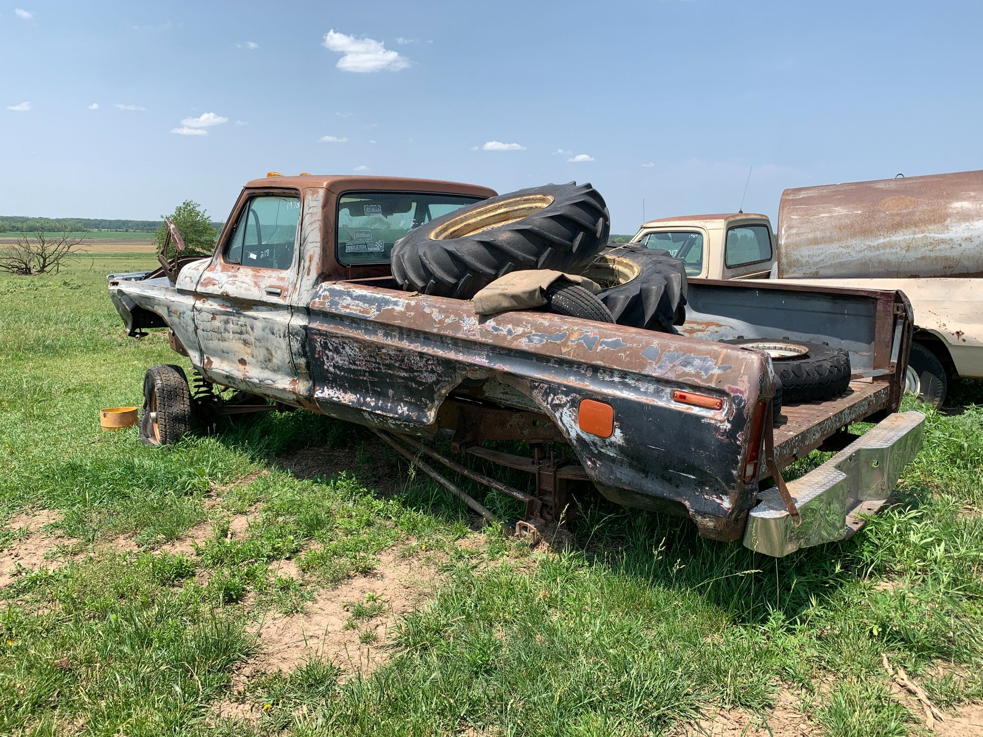 Lot image 8