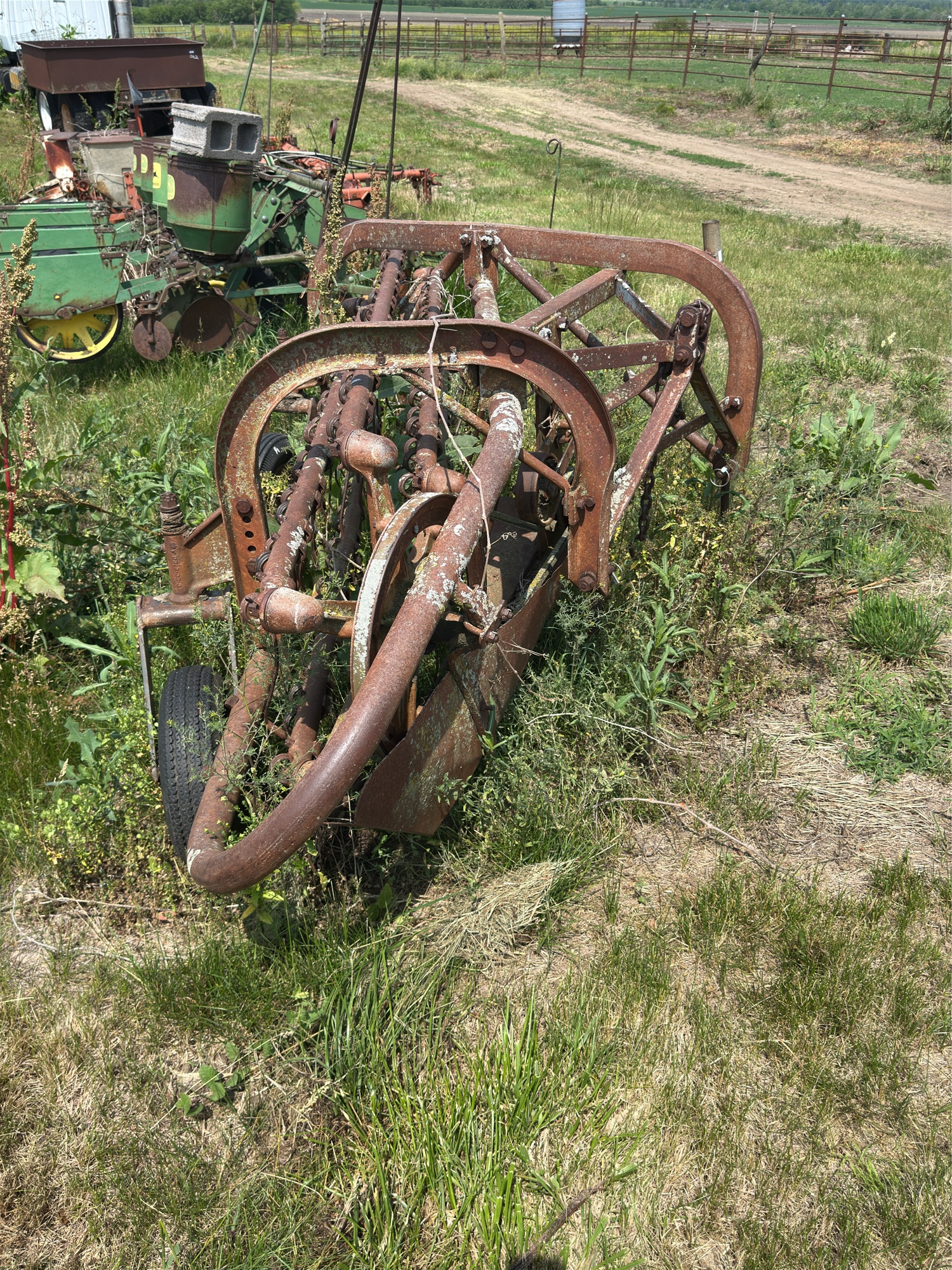 Lot image 8