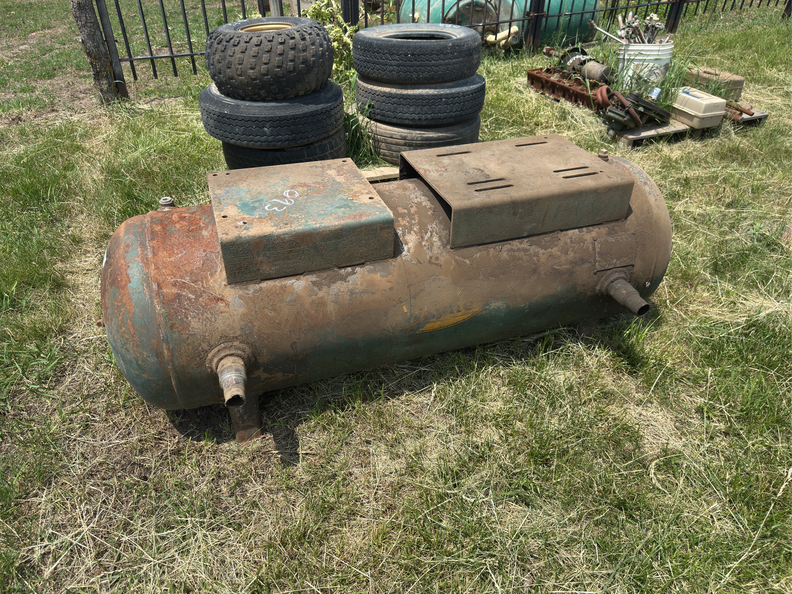 Lot image 3