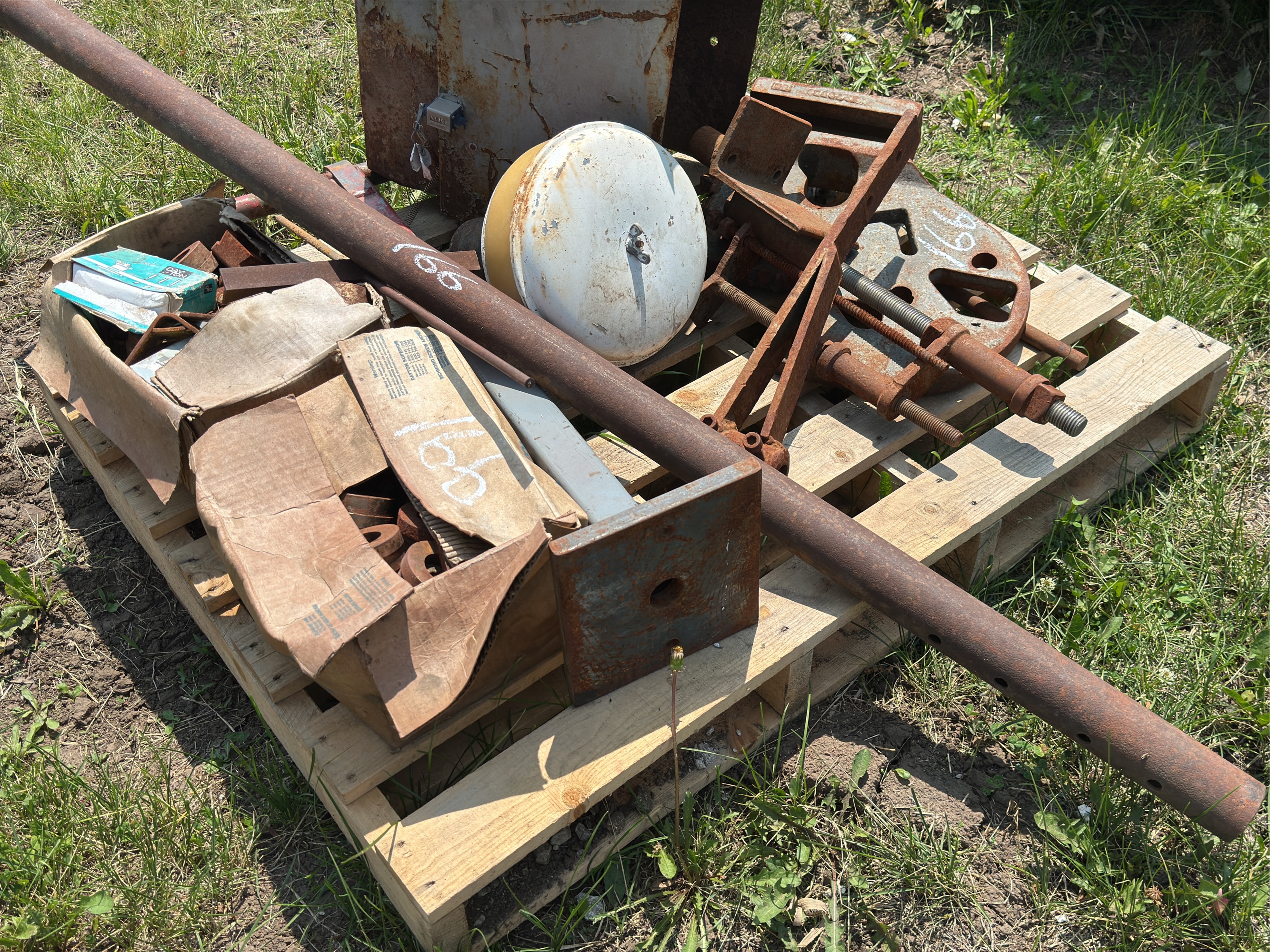 Lot image 3