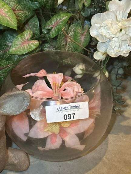 Assorted Home and Garden Decor Items