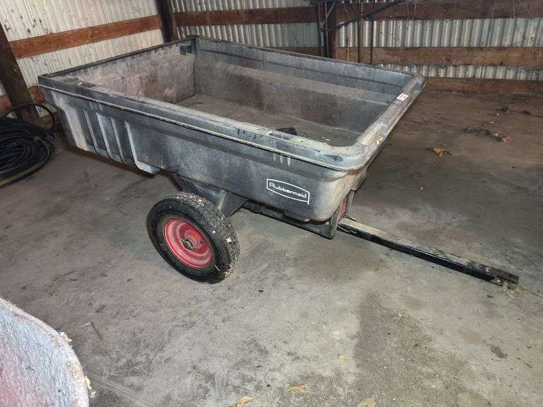 Rubbermaid Tow Behind Garden Cart image