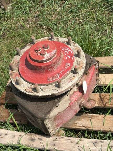 IH 1460 Final Drive Unit image