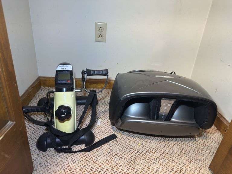Foot Massager by NAIPO and Pedal Exerciser image