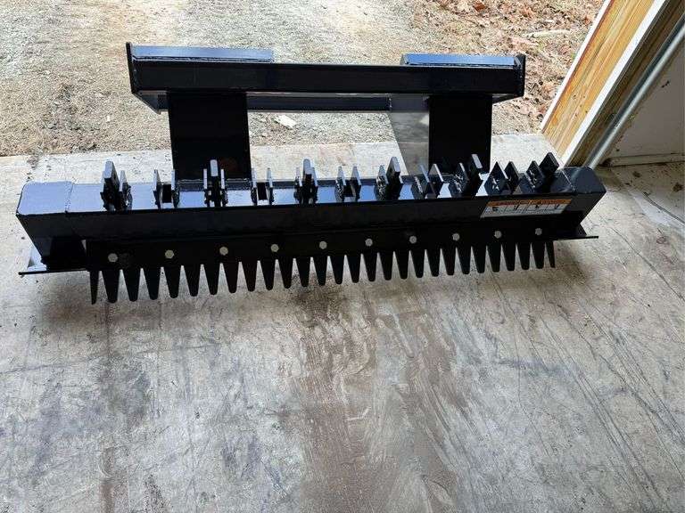 Skid Steer Ripper image