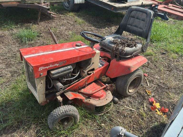 Simplicity 627 Riding Lawn Mower