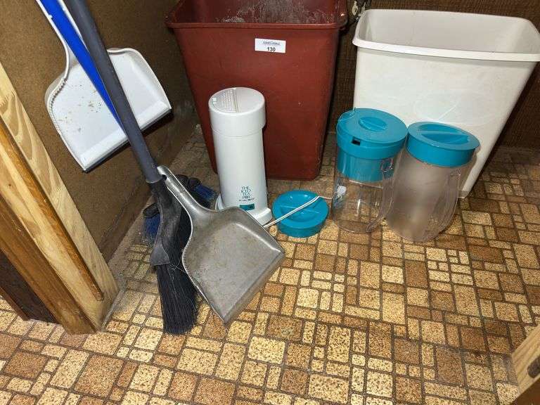 Iced Tea Maker with extra pitcher, Cleaning Supplies, Extension Cord, and misc.