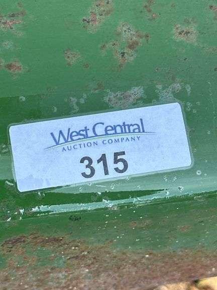 John Deere 14T Square Baler with Manual