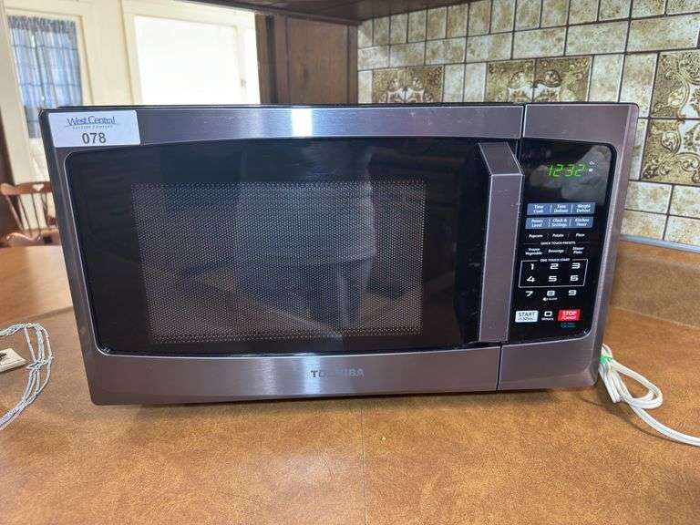 Toshiba Microwave Oven, Model EM925A5A-BS image