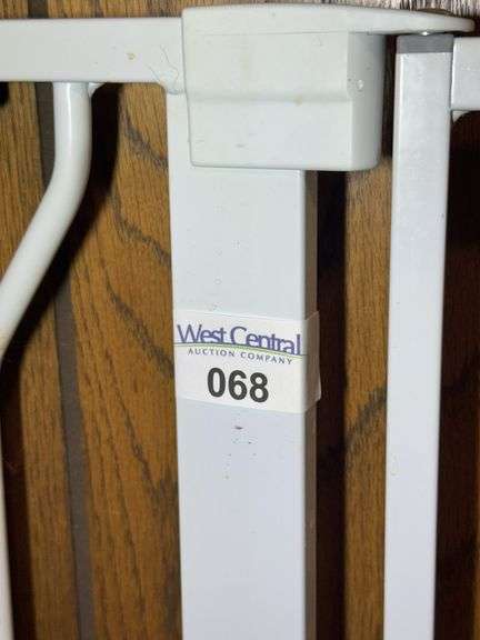 Regalo Baby Gate with Step Stool