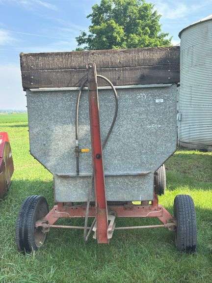 Lo-Load 65 Farm Wagon