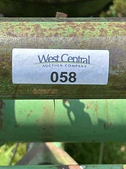 John Deere 1240, 4 row Planter