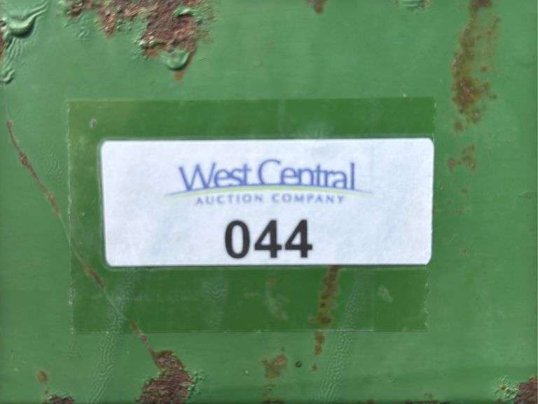 John Deere RD4 Cultivator