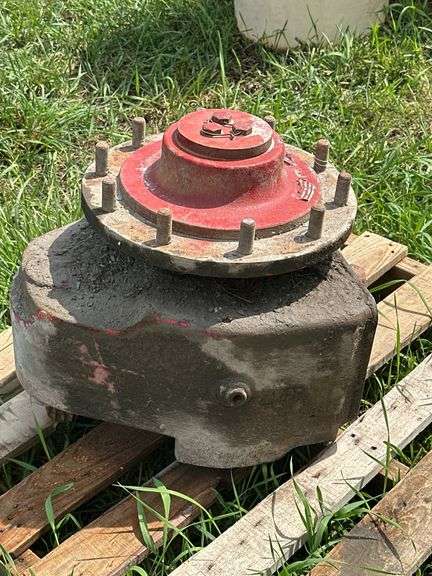 IH 1460 Final Drive Unit