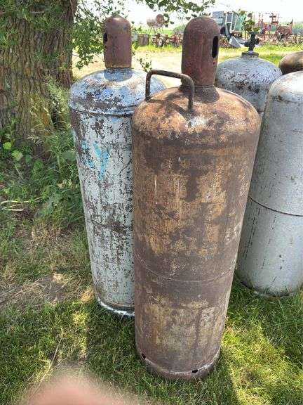 100 Pound Propane Cylinders