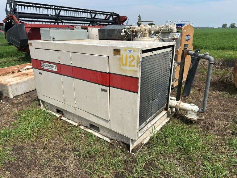 Gardner-Denver Electra-Saver II Air Compressor image