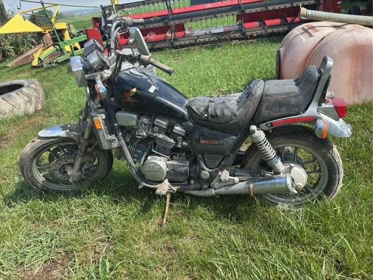 1984 Honda Magna Motorcycle with 21,430 Miles image