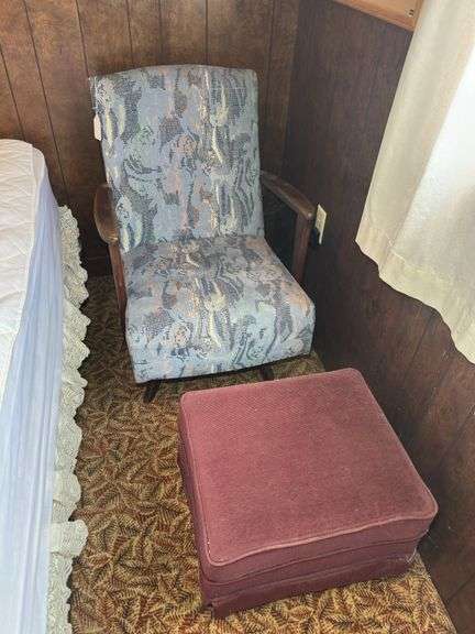 Chair and Ottoman image