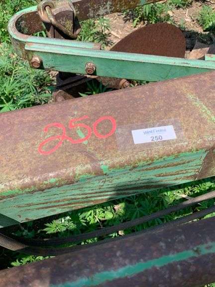 John Deere Plow - 6 Bottom
