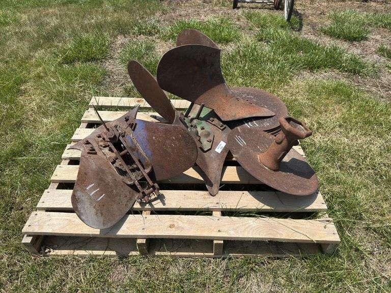Farm Equipment: Assorted Plow Head and Discs image