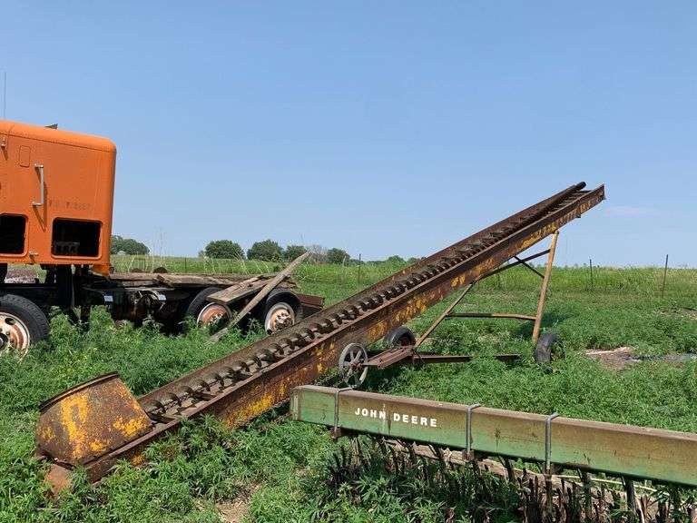 35-Foot Screw Conveyor image