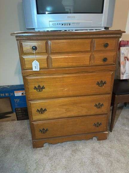 Wooden 4-Drawer Chest of Drawers image