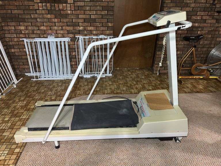 Vitamaster By Roadmaster Treadmill 6310 image