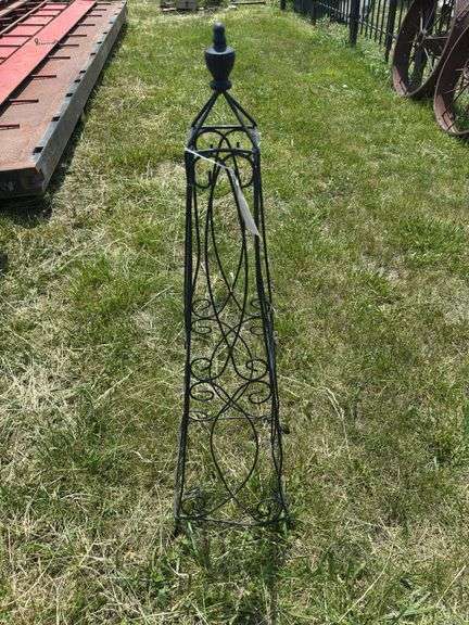 Wrought Iron Garden Obelisk