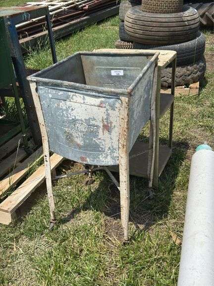 Vintage Style Speed Queen Wash Tub and 3 tier metal rolling cart image